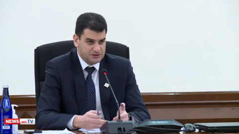 Էդ կադրերին ուղարկեք տուն, մեզ աշխատող մարդիկ են պետք. քաղաքապետը հունից դուրս եկավ