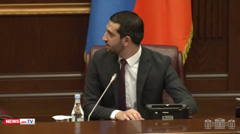Կառավարության ներկայացուցչին ասեք՝ արագ գա. Ռուբինյանը հունից դուրս եկավ եւ ընդմիջում հայտարարեց