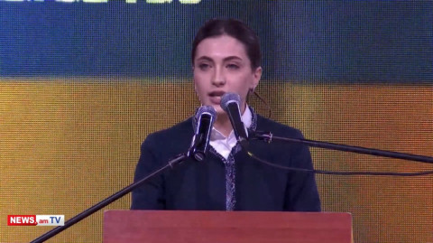 Բացառվում է Արցախի որևէ կարգավիճակ Ադրբեջանի կազմում. Աննա Մկրտչյանը կարդաց բանաձև–հայտարարությունը