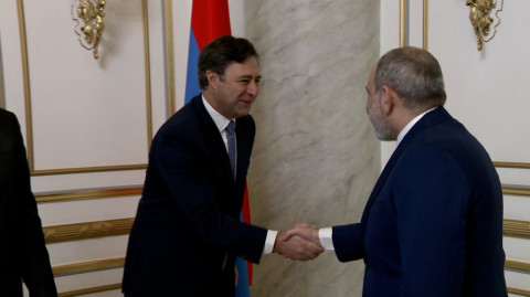 Նիկոլ Փաշինյանն ընդունել է Մարտին Էռնեկյանին