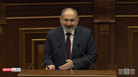 Ոգուն հետեւելու, տառին չհետեւելու համար երբեմն դատ է հասնում. Փաշինյանը կատակեց