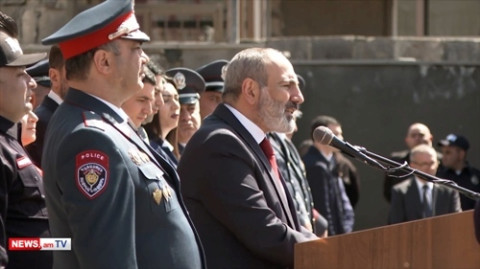 Քաղաքացին պետք է հարգի ոստիկանին, ոստիկանն էլ` քաղաքացուն. Փաշինյանի ելույթը Գյումրիում