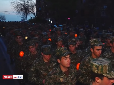 ՈՒՂԻՂ. ԿԱՆԹԵՂՆԵՐՈՎ ԵՐԹ ԵՐԵՎԱՆՈՒՄ