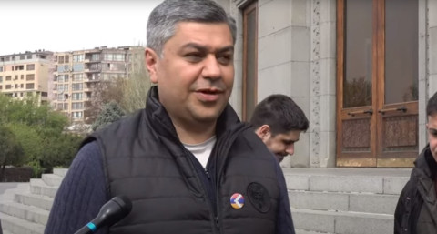 Չեն թողնում վրան դնել, վախենում են՝ շարժումը շատ ավելի արագ թափ կհավաքի, քան առանց վրանի. Վանեցյան