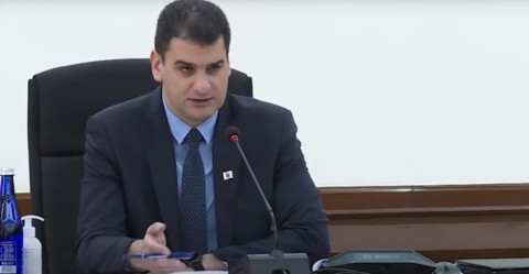 «Չոտկերի վիճակը տեսե՞լ եք». Երեւանի քաղաքապետը բարկացավ