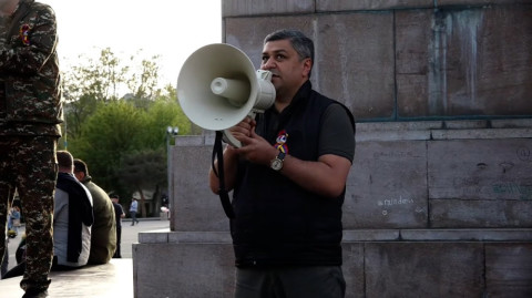 Մեր շարժումն ապակուսակցական է, այստեղ չկան ընդգծված առաջնորդներ. Արթուր Վանեցյան