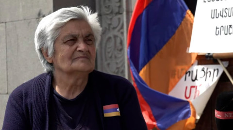 «Աղջիկը հարձակվեց վրաս՝ ասելով այ պառավ, վիզդ կտրելու ենք». Արցախի հերոսի մայրը պատմում է միջադեպից
