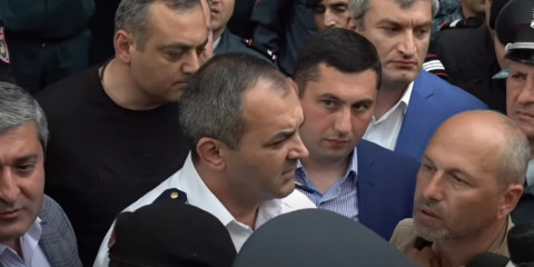Ընտրեք 10 հոգու, հանգիստ միջավայրում հարց տաք, ես պատասխանեմ. Գլխավոր դատախազը՝ զոհվածների ծնողներին