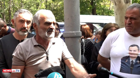 Նիկոլ, քո տեղն այստեղ է, դու ուրիշ փախչելու տեղ չունես. զոհվածի հայր