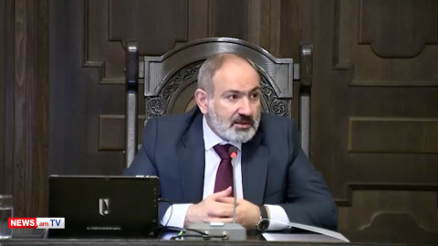 Փաշինյանը քաղաքացու օրվա առթիվ հյուրընկալել է աշակերտներին