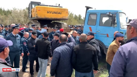«Նիկո՜լ, թուրքի շուն». քաղաքացիները փակել են Մարտունի–Գավառ ճանապարհը
