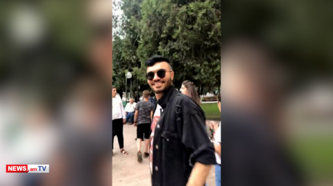 «Դիմադրություն» շարժման խորհրդանիշ սպիտակ խաչը՝ արցախցի երիտասարդների ձեռքերին