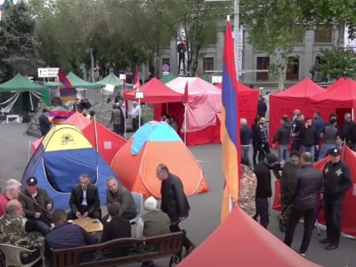 ՈՒՂԻՂ․ «Դիմադրություն» շարժման հանրահավաքը Ֆրանսիայի հրապարակում