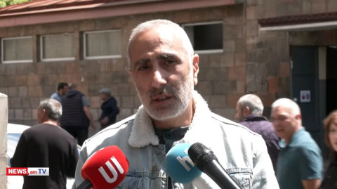 Քննիչից պահանջել եմ, որ Նիկոլ Փաշինյանին որպես մեղադրյալ ներգրավեն եւ կալանավորեն. զոհվածի հայր