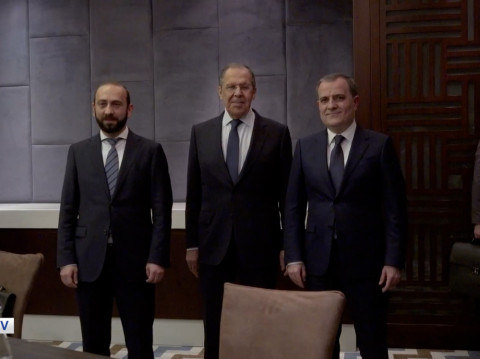 Հայաստանի, Ադրբեջանի եւ Ռուսաստանի ԱԳ նախարարների հանդիպումը