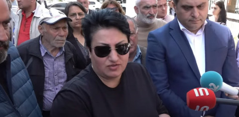 Եթե մի ժամից Գարիկ Գալեյանին բաց չեք թողնում, բոլորս գալիս ենք ձեր հետևից. զոհվածի մայր