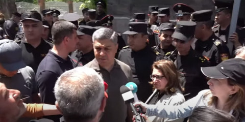Ոստիկանները քաղաքացիներից մեկը աչքն են հանել. Վանեցյան