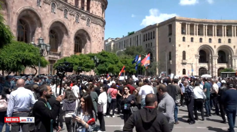 «Առանց Թրեյսի Հայաստան»․ «Դիմադրություն» շարժման անդամները «Մարիոթ» հյուրանոցի դիմաց են