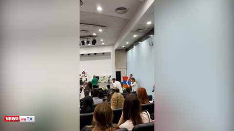 «Առանց թուրքի Հայաստան լինելու է». ակցիա Բժշկական համալսարանում