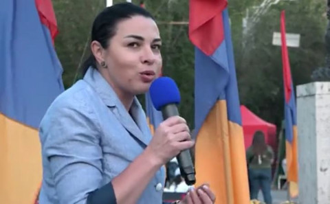 Ցավոք, ներսում մարդիկ իրար ուտում են այն բանի համար, որ մարդն այլախոհ է. Ագնեսա Շահնազարյան