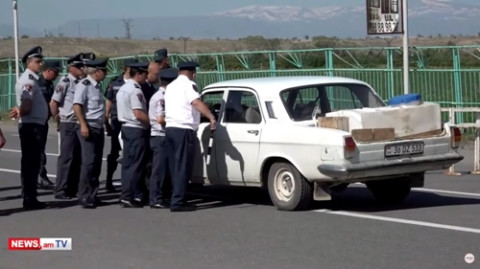 Գյուղացին ցանկանում էր ճեղքել ոստիկանական պատնեշը Սարդարապատի մուտքի մոտ