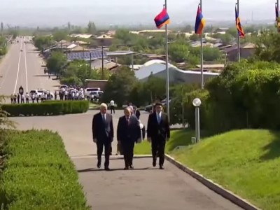 ՈւՂԻՂ. Իշխանական վերնախավը այցելում է Սարդարապատի հուշահամալիր