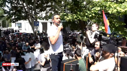 Այս մարդիկ չեն ներկայացնում Հայաստանի ու Արցախի շահերը. Վարդևանյանը ռուսերենով դիմեց Լավրովին