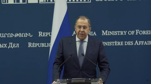 Կօգնենք Երեւանին եւ Բաքվին խաղաղության պայմանագրի կնքման հարցում. Լավրով