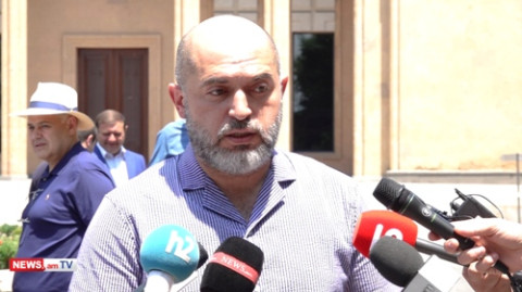 Այսօր մենք տեսնում ենք` ոնց է քանդվում, ոչնչանում պետությունը. Արմեն Աշոտյան