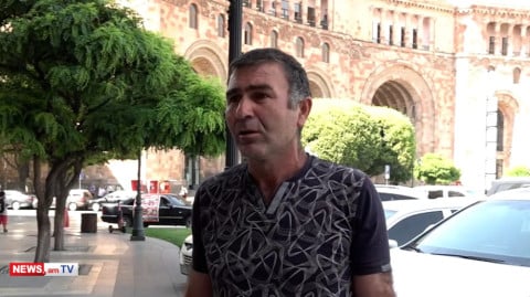 Եթե տղաս զոհվել ա, բա դիակն ինձ տվեք, գոնե մոխիրն ինձ տվեք. անհետ կորածի հայրը Կառավարության դիմաց է