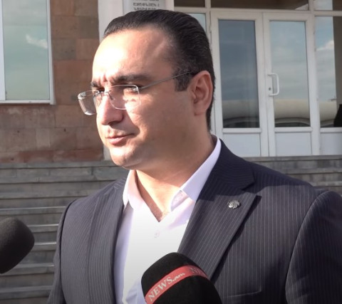 Նախաքննությունը շարունակելու հիմքերից մեկն այն էր, որ պետք է 1 վկա հարցաքննվի. Չալաբյանի փաստաբան