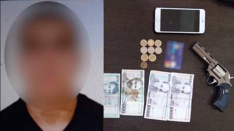 Երեւանում 19–ամյա երիտասարդը զենքի նմանվող առարկայով օտարերկրացիներից գումար է պահանջել