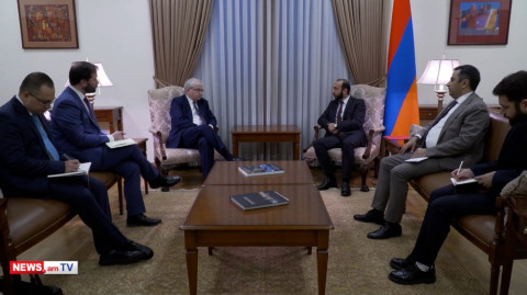 ԵԱՀԿ Մինսկի խմբի ռուսաստանցի համանախագահ Իգոր Խովաևը Երեւանում է
