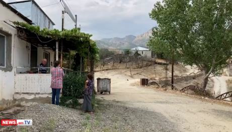 «Անտրամադիր, վախը սրտներումս` չգիտենք` ինչ անենք». իրավիճակը` Արցախի Եղծահող գյուղում