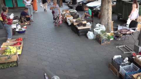 «Տարիքս չի ներում կարճ յուբկա հագնել և անգլերենով մաքրություն անել, իմ ապրուստն էս ա». հարցում