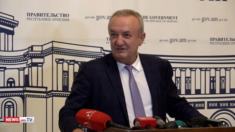 Իմ կնոջ ֆեյսբուքյան էջին ես առանձնապես չեմ հետեւում. ԿԳՄՍ նախարար