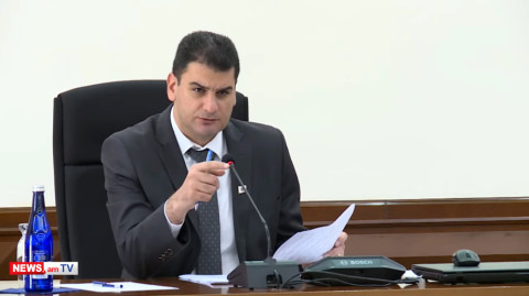 Գյումրիում ոստիկանությունը մեզ տուգանել ա. Երեւանի քաղաքապետ