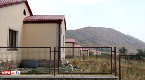 «Խոզի երջանկություն».ինչու՞ է Մաթևոսյանը Աղավնոյի իր տունը պատել խոզի արյունով