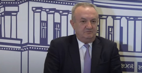 ԿԳՄՍ նախարարը՝ դպրոցներում ադրբեջաներեն եւ թուրքերեն դասավանդելու մասին