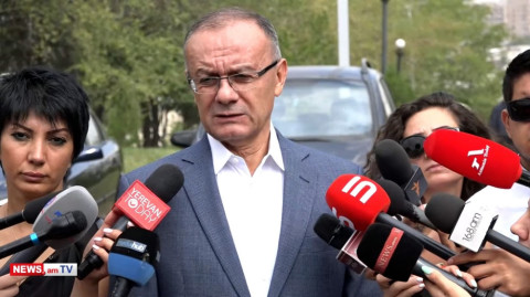Իշխանությունները նիրհում են իրենց բազկաթոռներին, ուրիշներին ասում են՝ եկեք, մեզ պաշտպանեք. Օհանյան