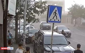 Ինչպես է փլվում Սուրմալուի պայթած շենքի պատը