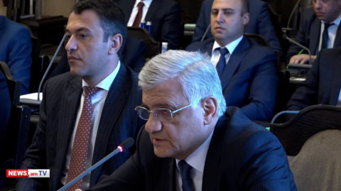 Շատ արագ քանդման թույլտվություն տվեք, տարածքը մաքրեն. Ղուլարյանը՝ Երեւանի քաղաքապետին