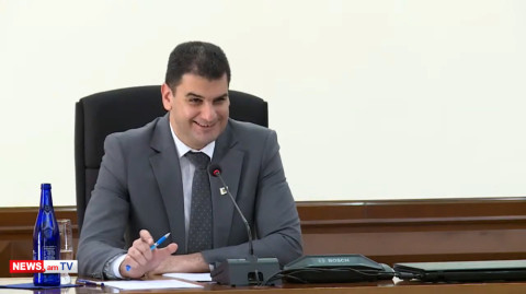 Էդ կապի մեջ լինելը ոչ մի բան չի տալիս, հուլիսին վերադարձել եք ու ոչինչ չեք արել. քաղաքապետը բարկացավ