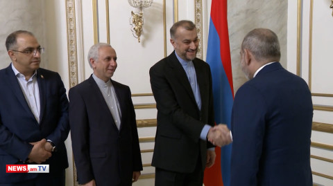 Նիկոլ Փաշինյանն ընդունել է Իրանի արտգործնախարարին