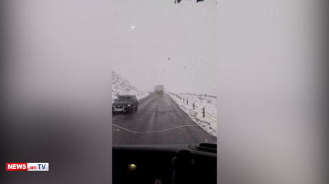 Վերին Լարսում ձյուն է տեղում