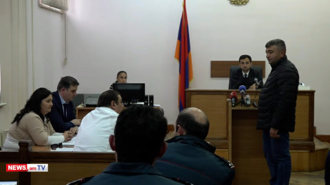 Չպատասխանես, ուրեմն դավաճան ես. Վահանյանի գործով վկան խուսափում է պատասխանել կողմերի հարցերին
