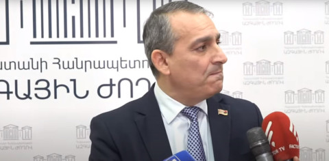 Զորք հավաքենք, գնանք կռվե՞նք. Արմեն Խաչատրյանը՝ Լաչինի միջանցքի մասին