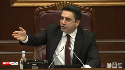 «Լավ եմ անում, օգտվում եմ». Արծվիկ Մինասյանի ելույթից հետո Ալեն Սիմոնյանի նյարդերը տեղի տվեցին