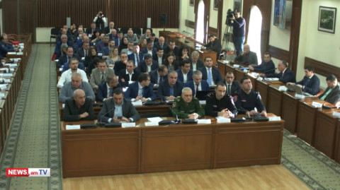 Երեւանում այս գիշեր ձյուն է եկել. ի՞նչ վիճակ է կենտրոնական եւ երկրորդային փողոցներում