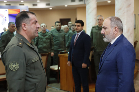 Փաշինյանը խորհրդակցություն է անցկացրել Գլխավոր շտաբում